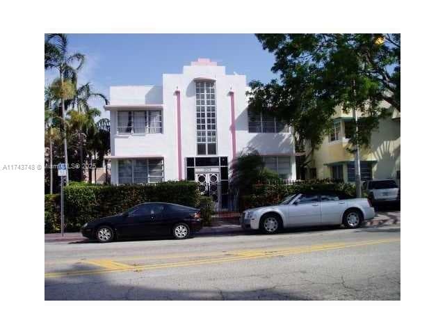 A11743748 — Miami Beach — 3