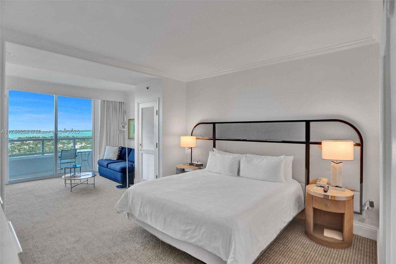 A11744558 — Miami Beach — 27