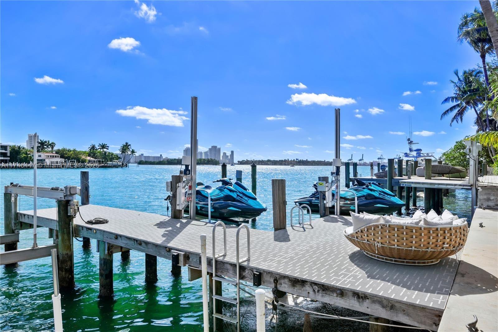 A11746447 — Miami Beach — 23