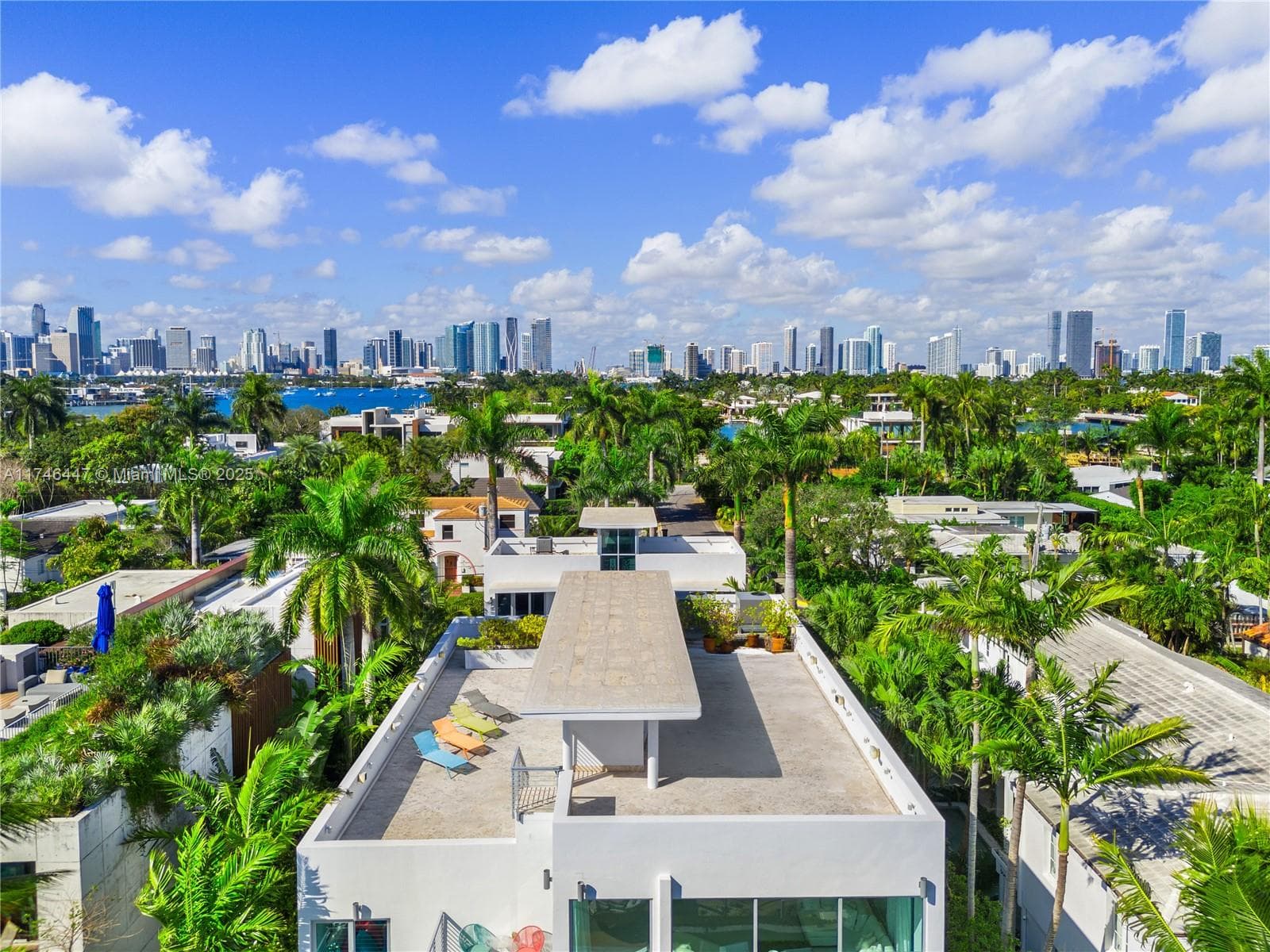 A11746447 — Miami Beach — 12