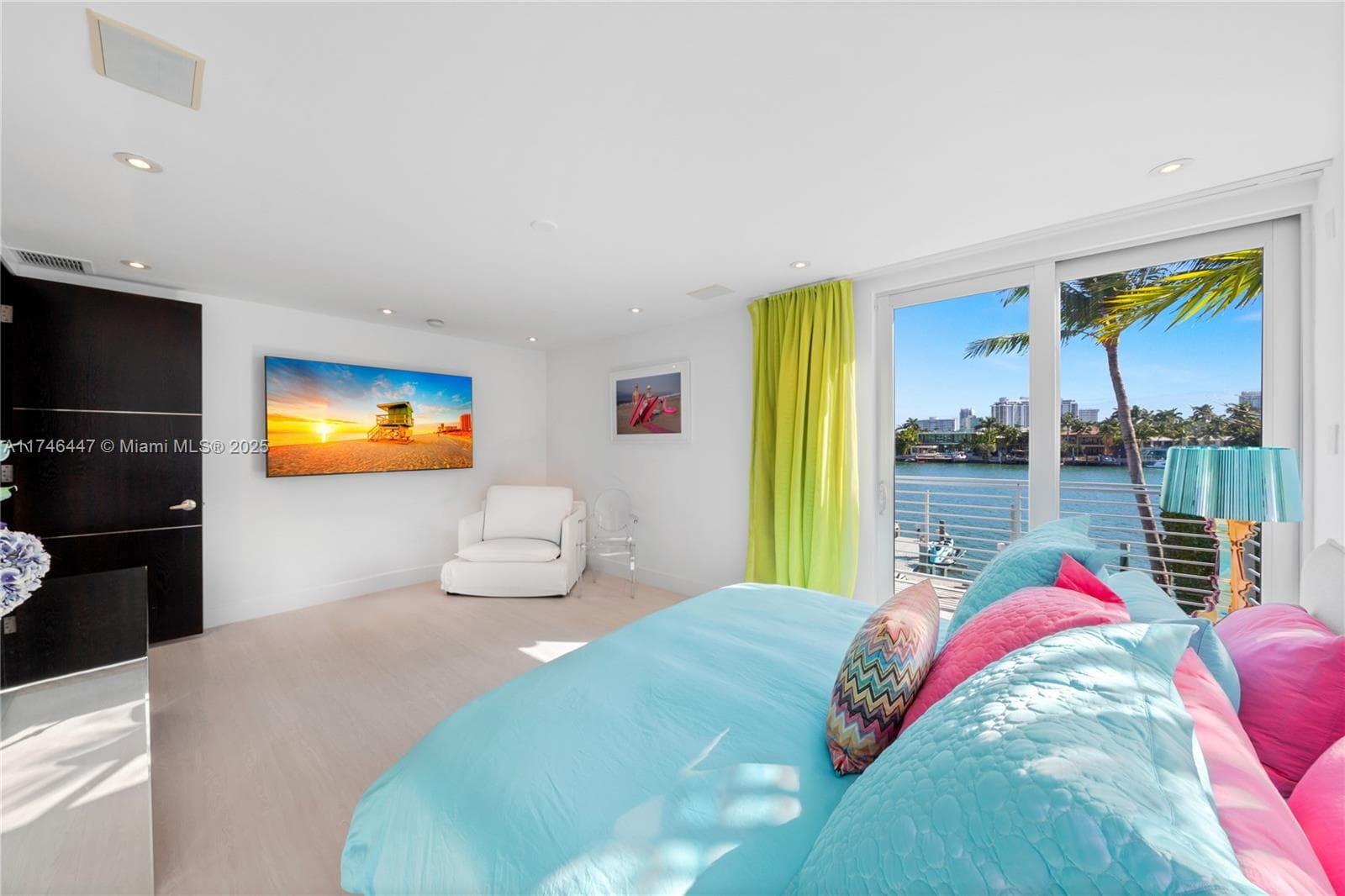 A11746447 — Miami Beach — 49