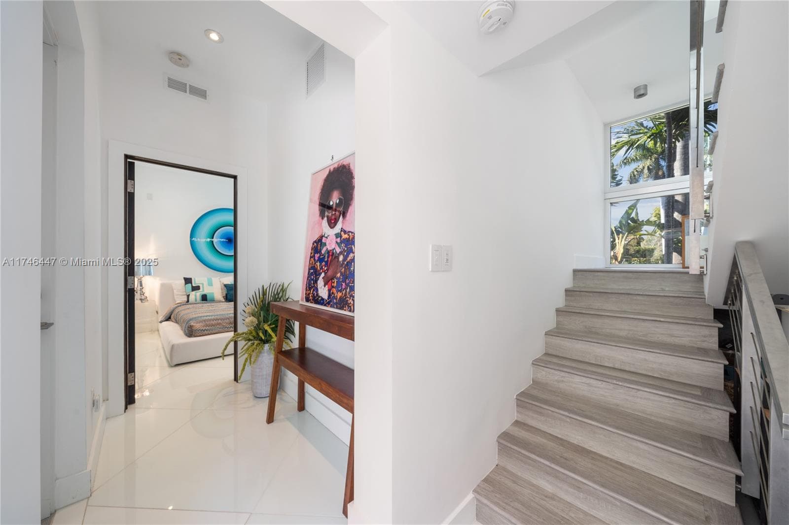 A11746447 — Miami Beach — 64