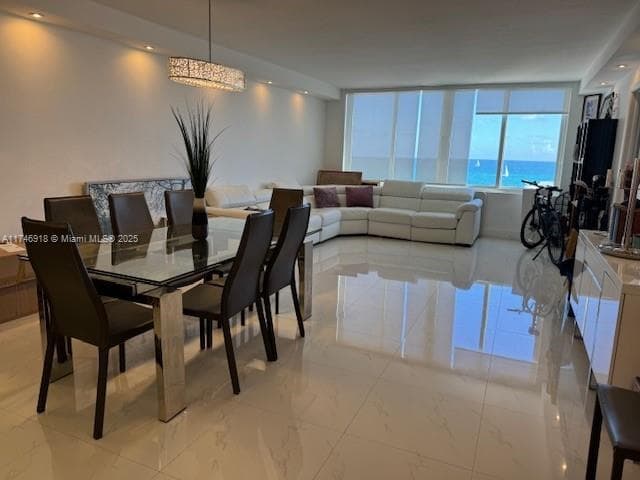 A11746918 — Miami Beach — 21