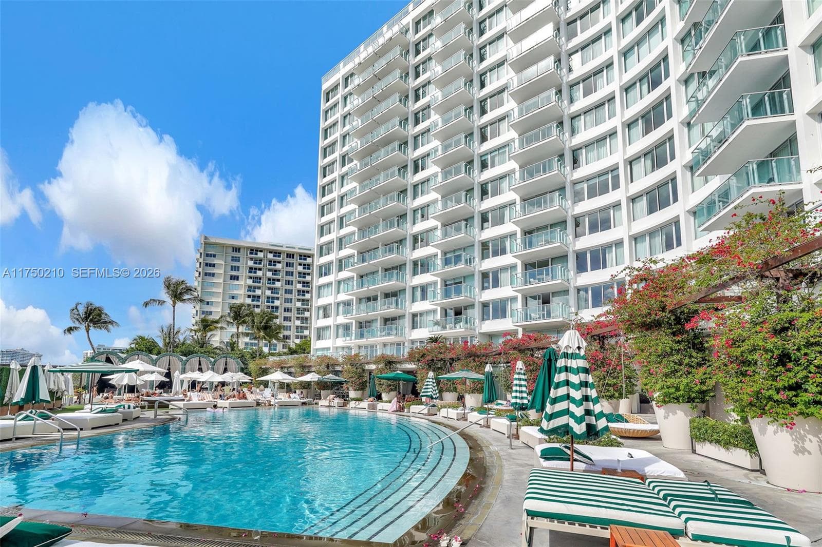 A11750210 — Miami Beach — 6