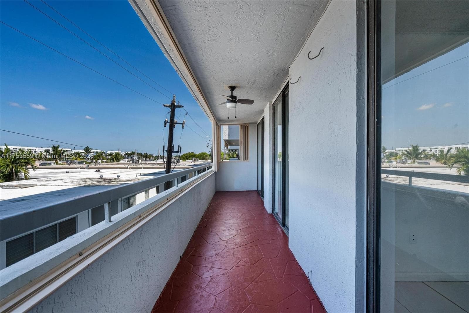 A11753559 — Miami Beach — 19