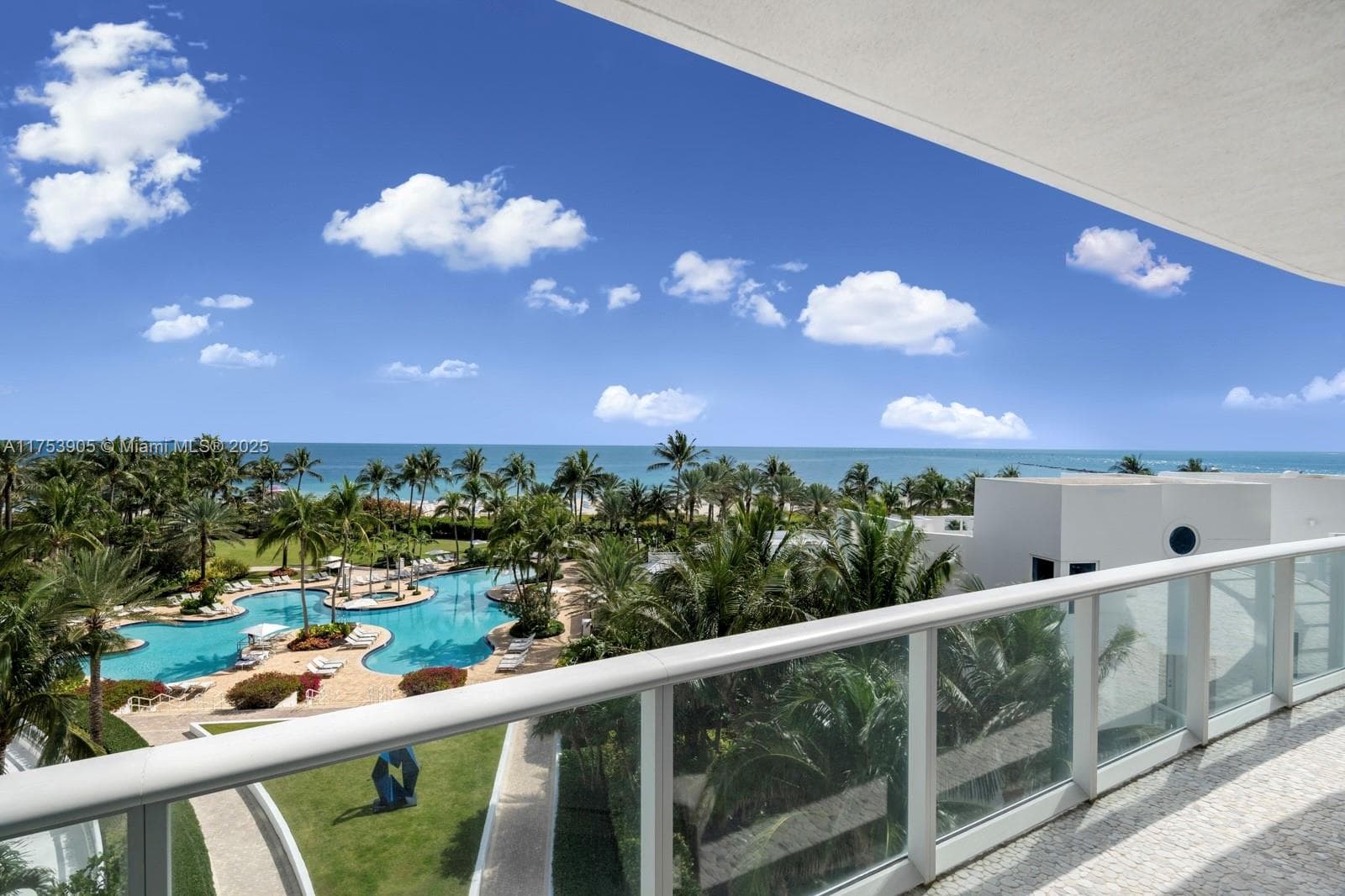 A11753905 — Miami Beach — 17