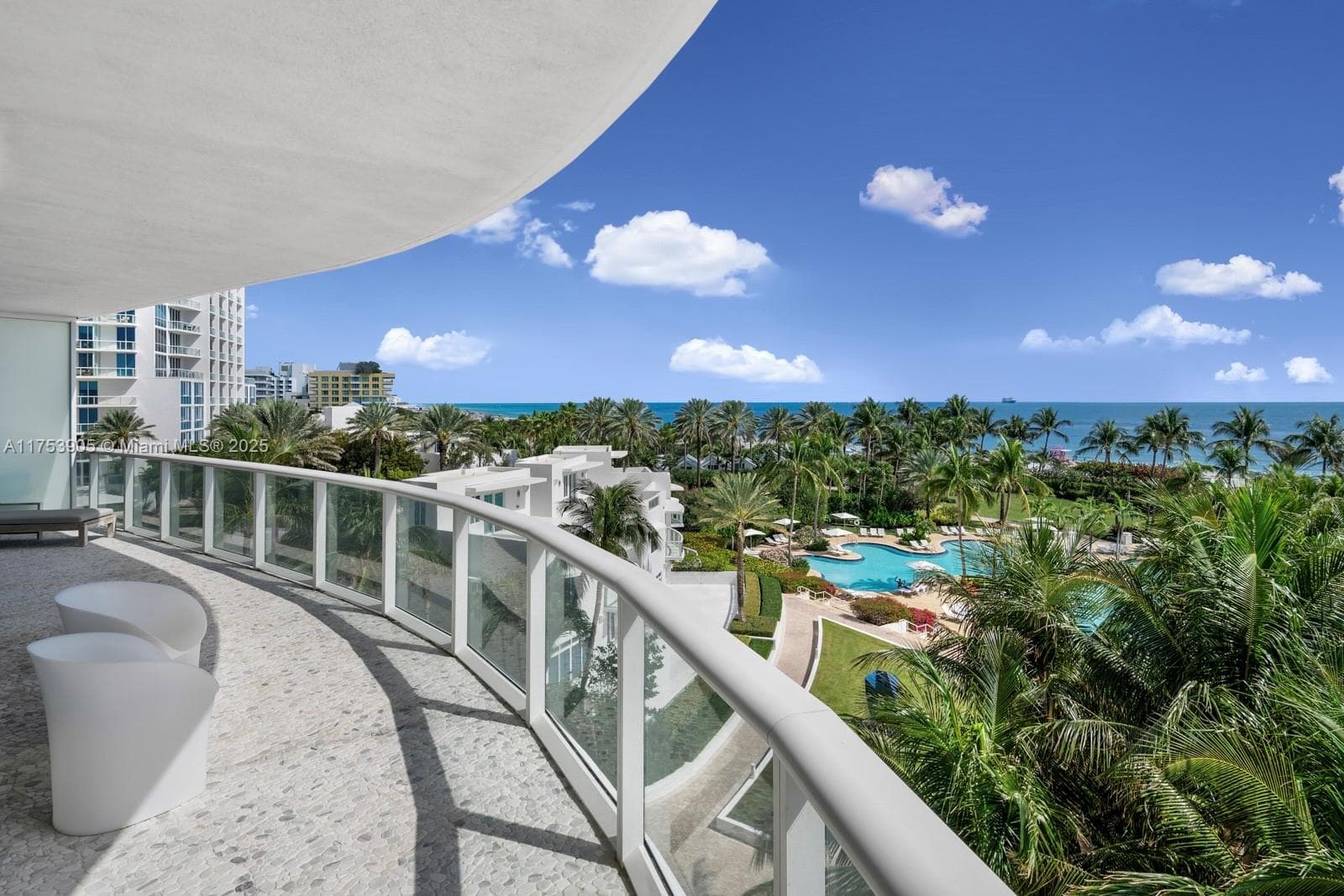 A11753905 — Miami Beach — 3