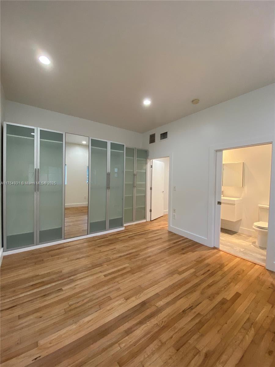 A11754931 — Miami Beach — 18