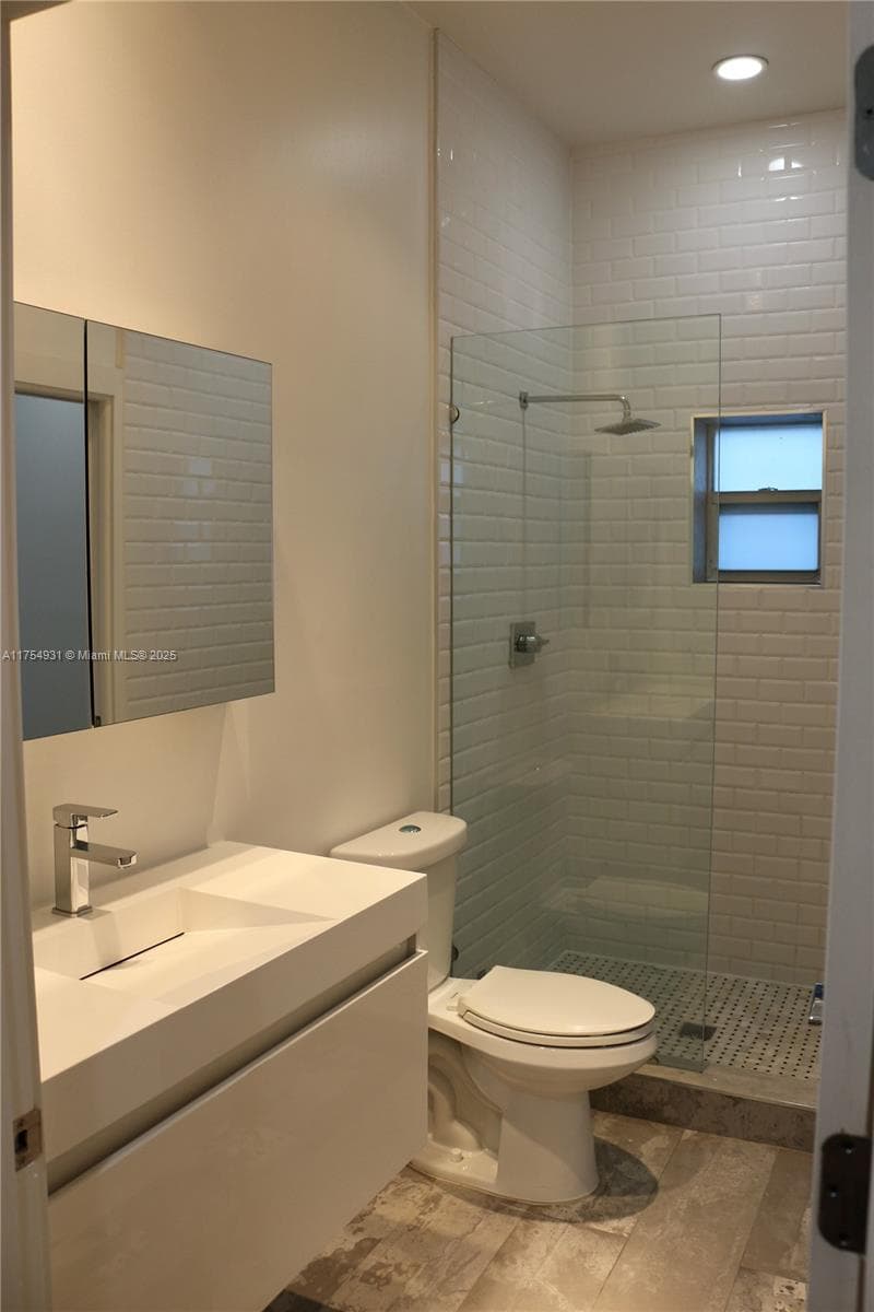 A11754931 — Miami Beach — 39