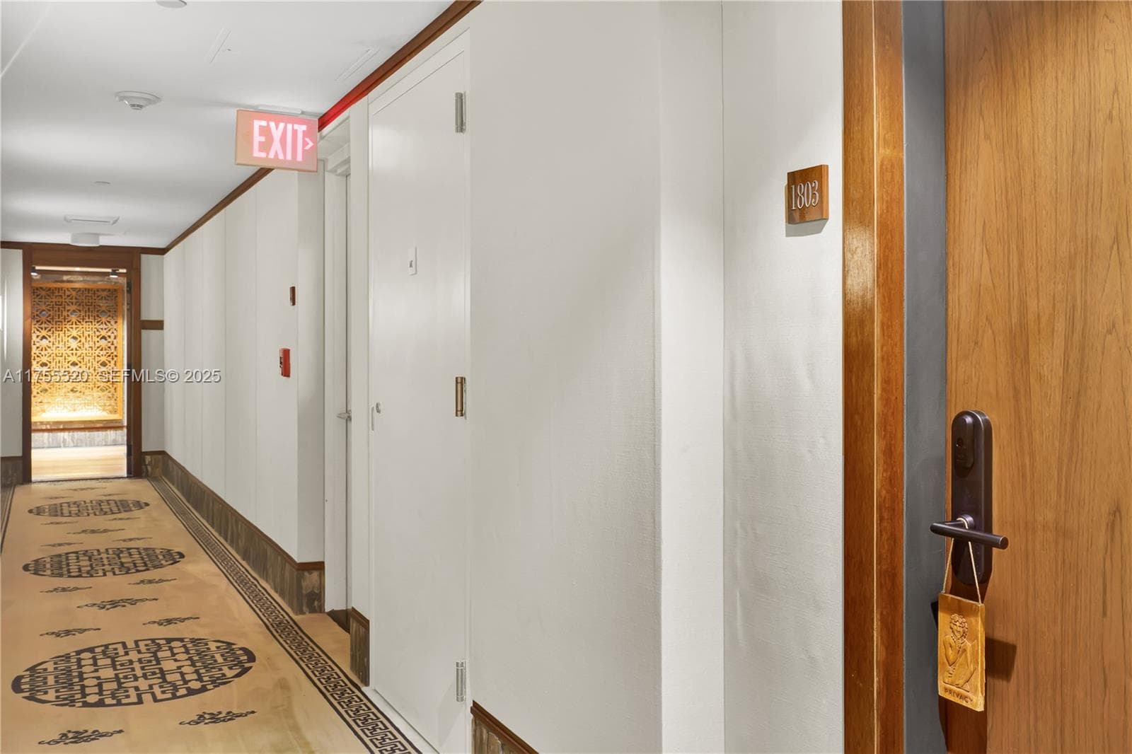 A11755520 — Miami Beach — 2