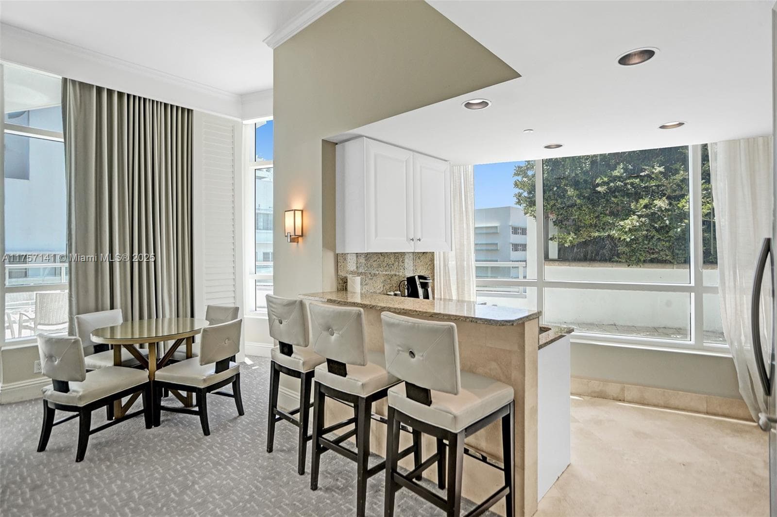 A11757141 — Miami Beach — 14
