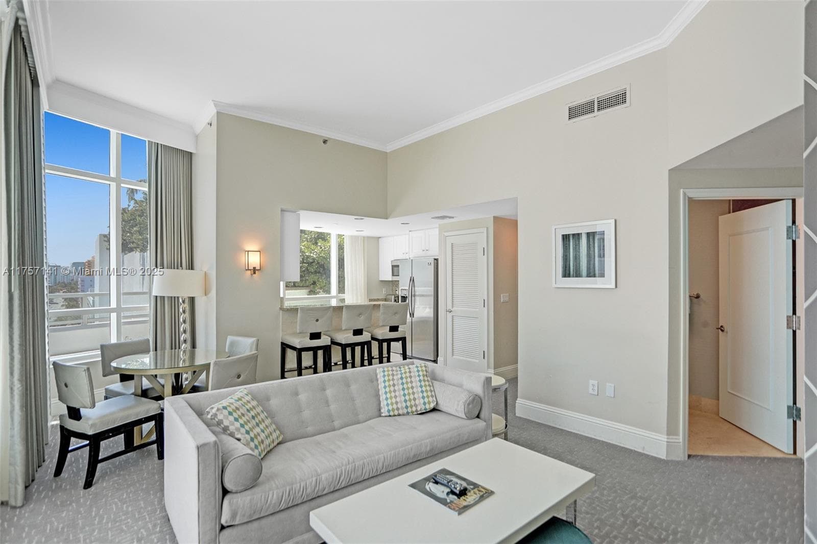 A11757141 — Miami Beach — 11