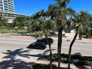 A11759258 — Miami Beach — 28