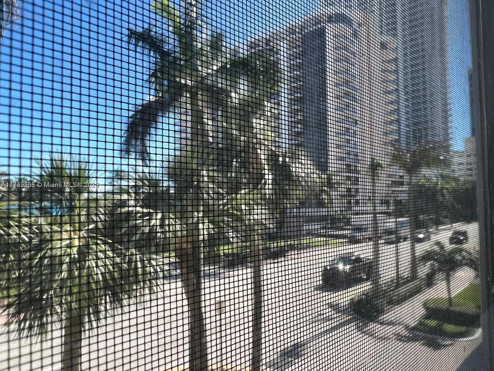 A11759258 — Miami Beach — 4
