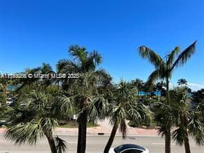 A11759258 — Miami Beach — 25