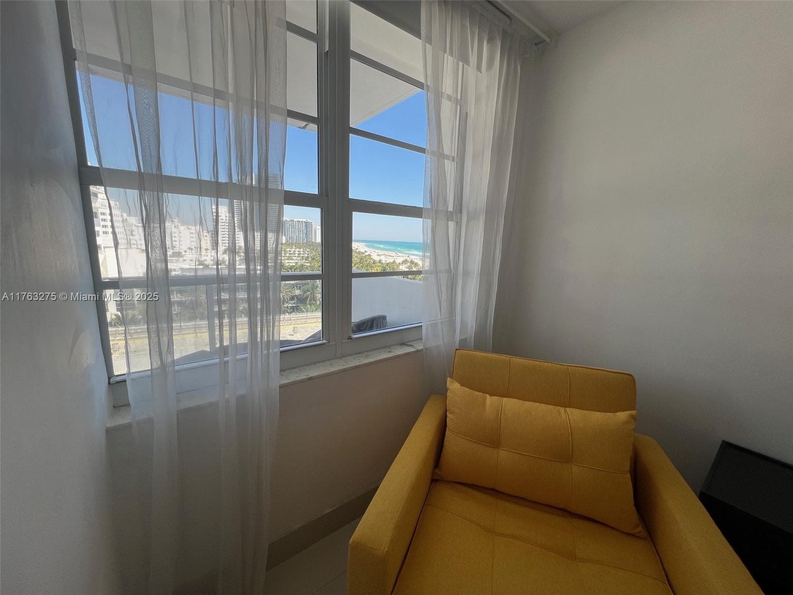 A11763275 — Miami Beach — 16