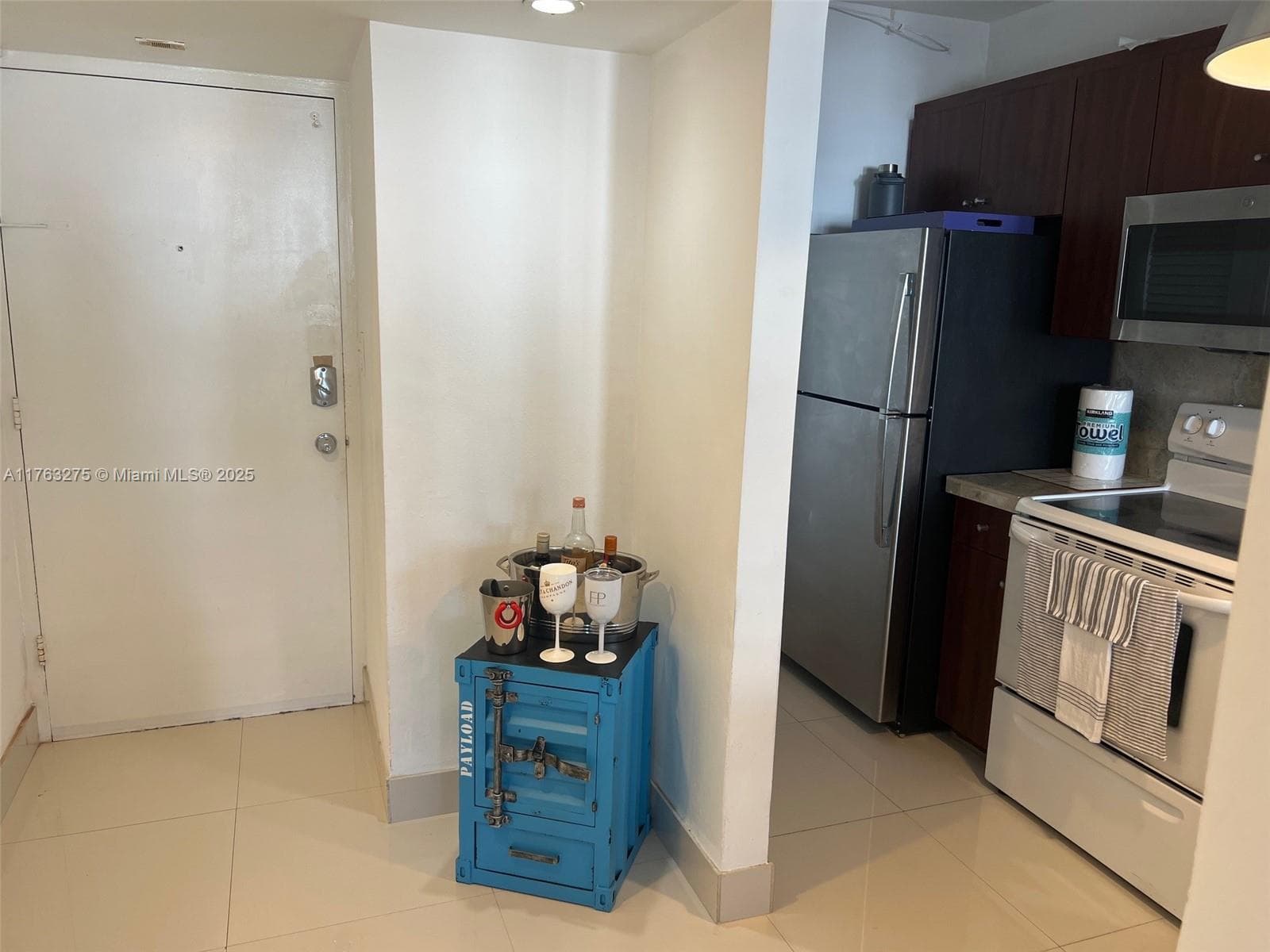 A11763275 — Miami Beach — 18