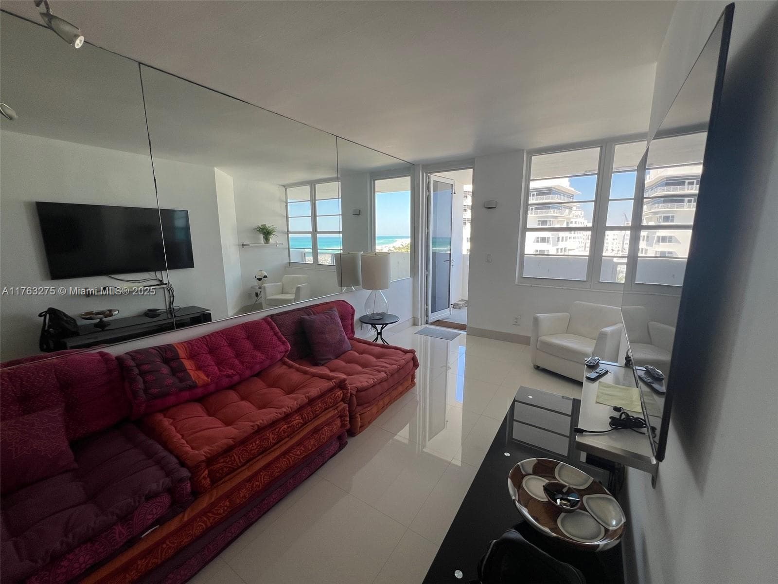 A11763275 — Miami Beach — 8