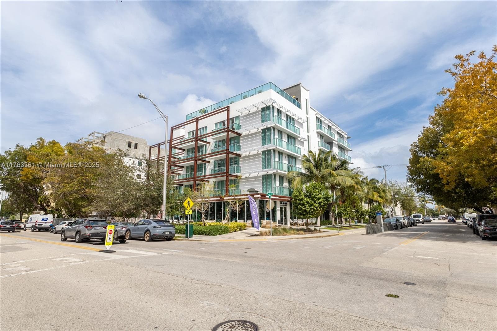 A11763361 — Miami Beach — 3