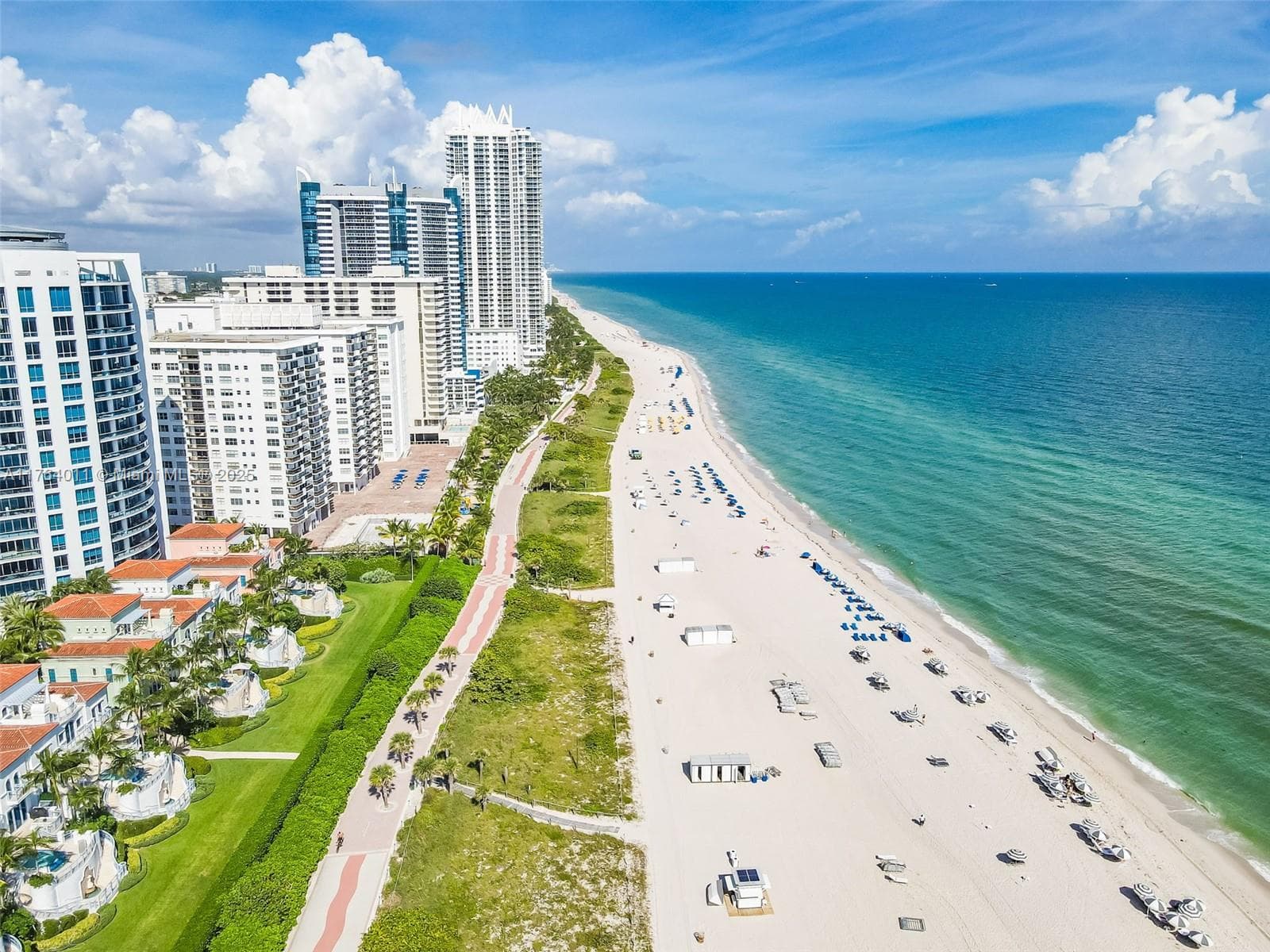 A11764011 — Miami Beach — 49