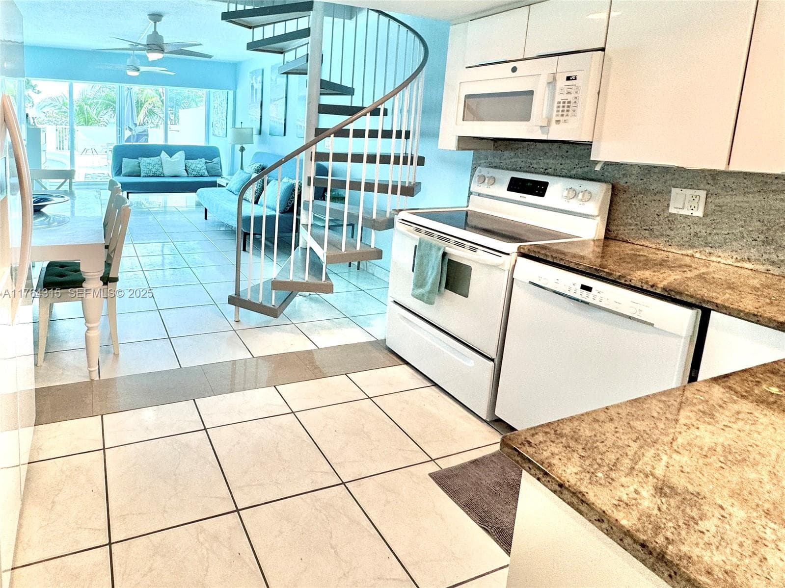 A11764315 — Miami Beach — 2