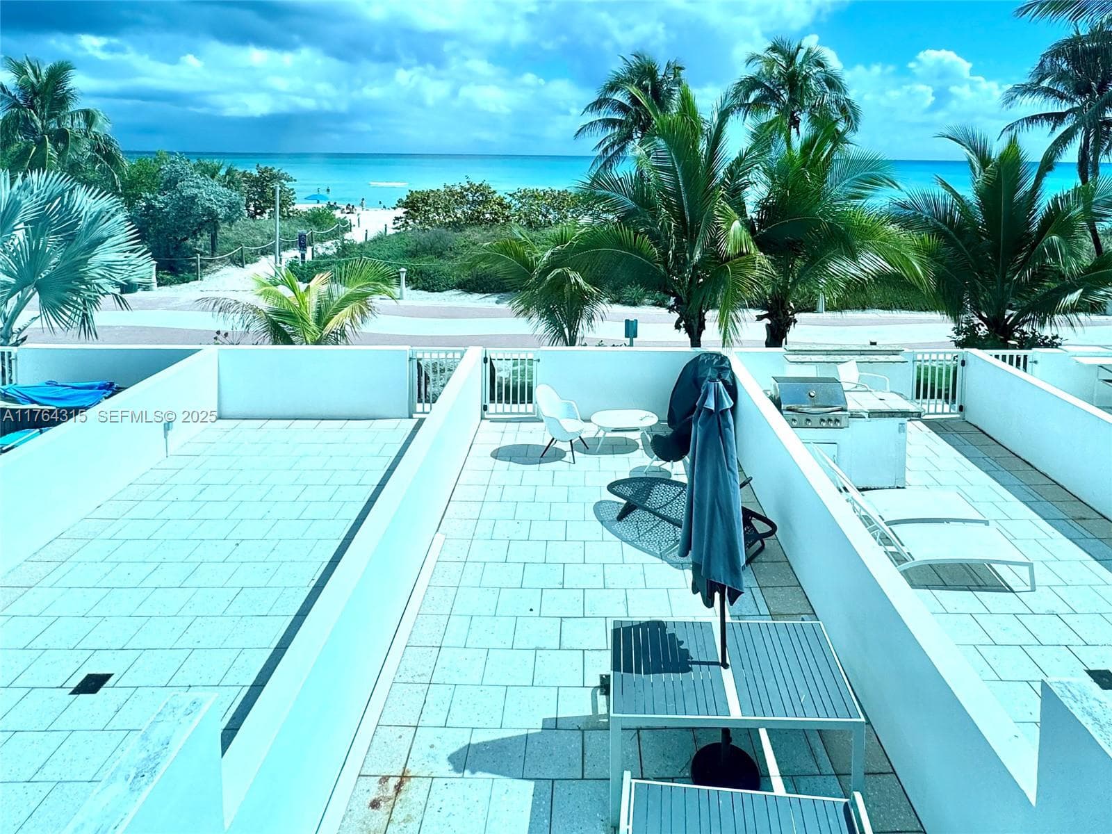 A11764315 — Miami Beach