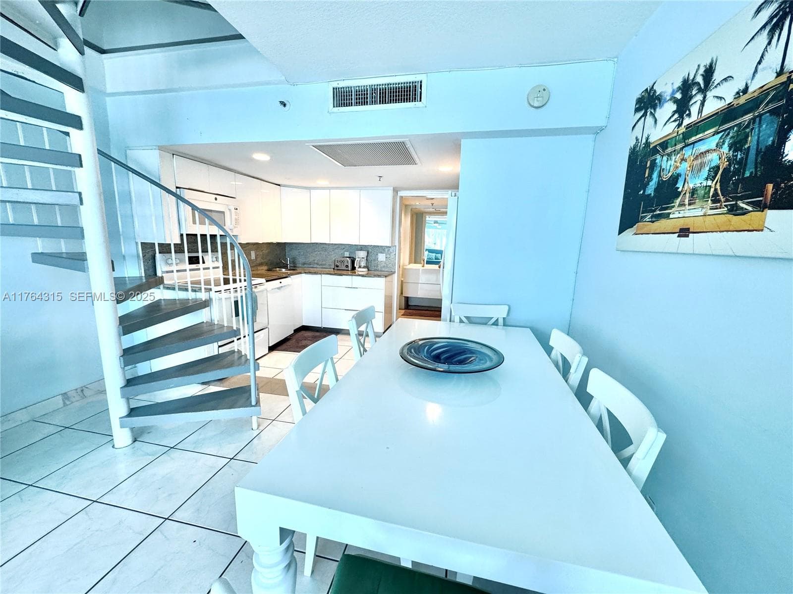 A11764315 — Miami Beach — 18