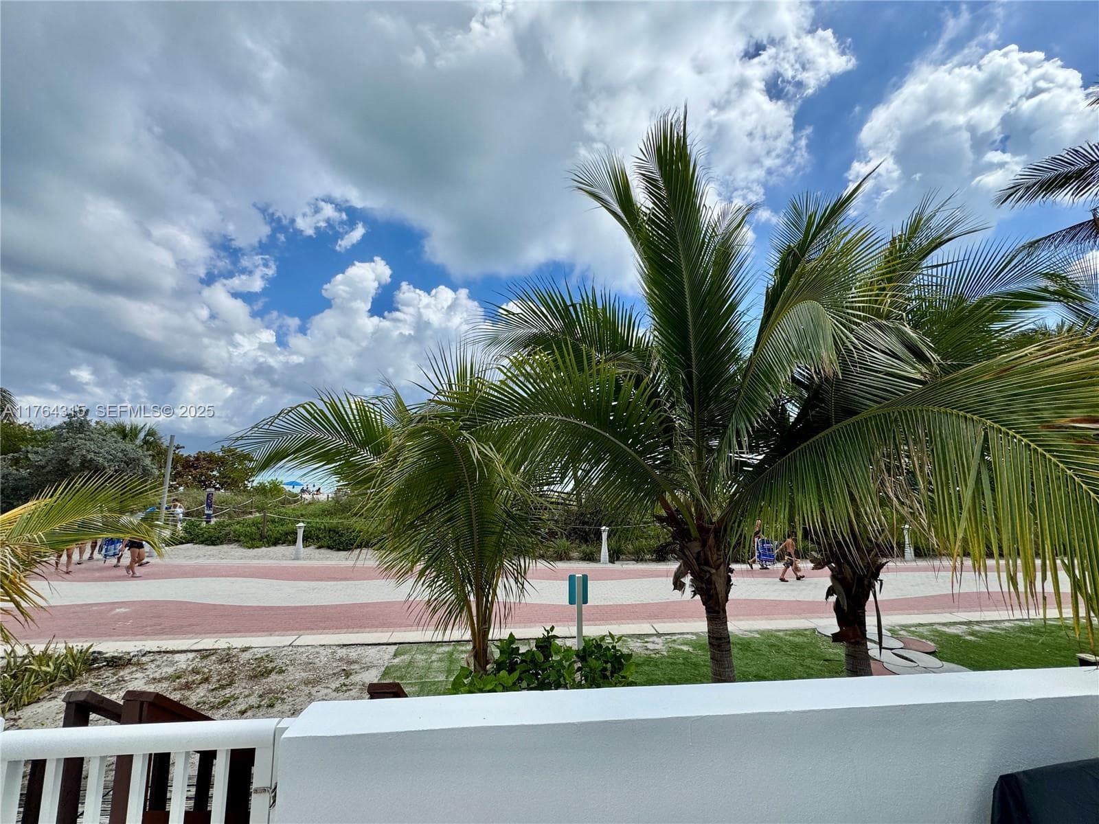 A11764315 — Miami Beach — 8