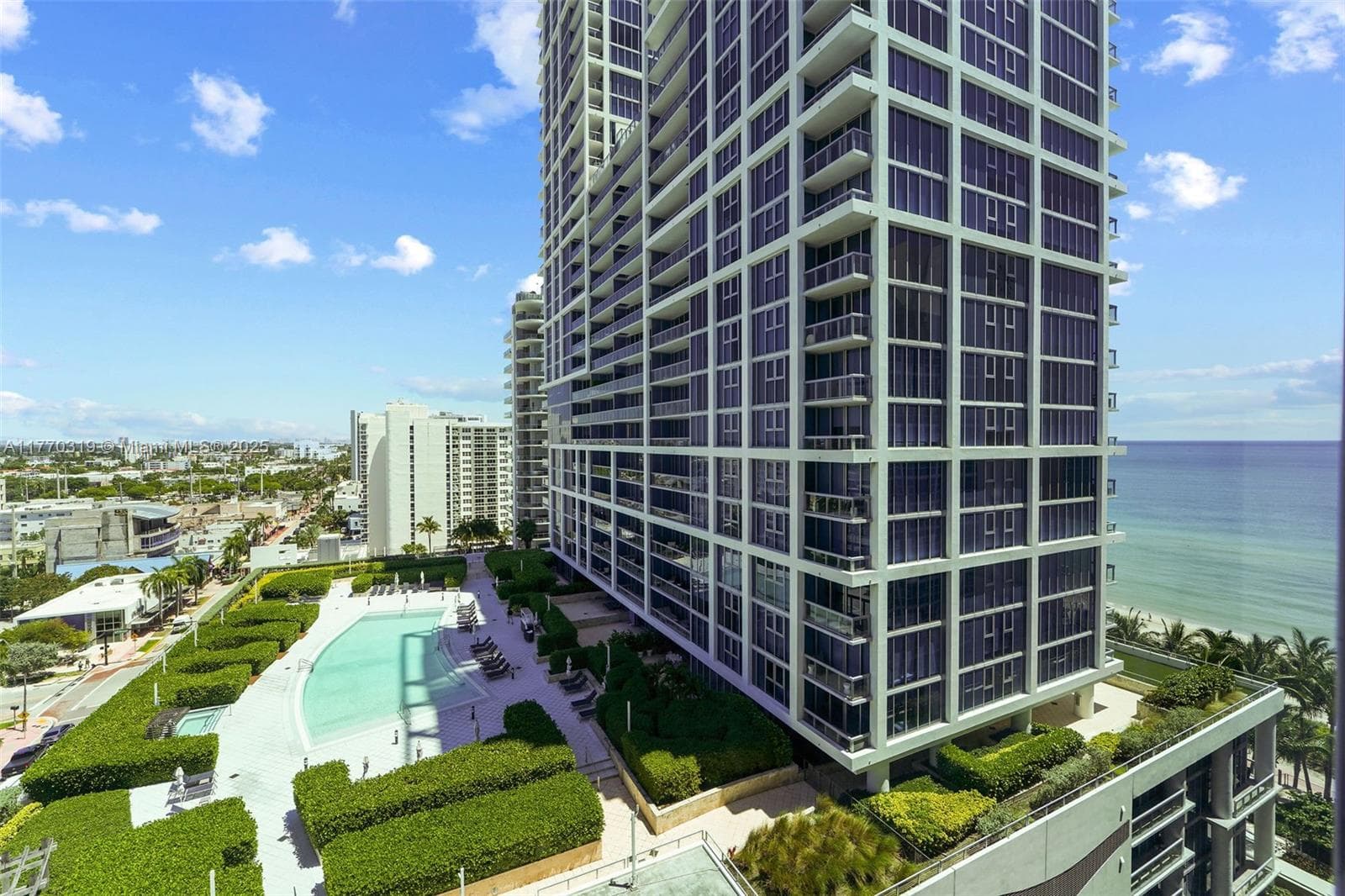 A11770319 — Miami Beach — 26