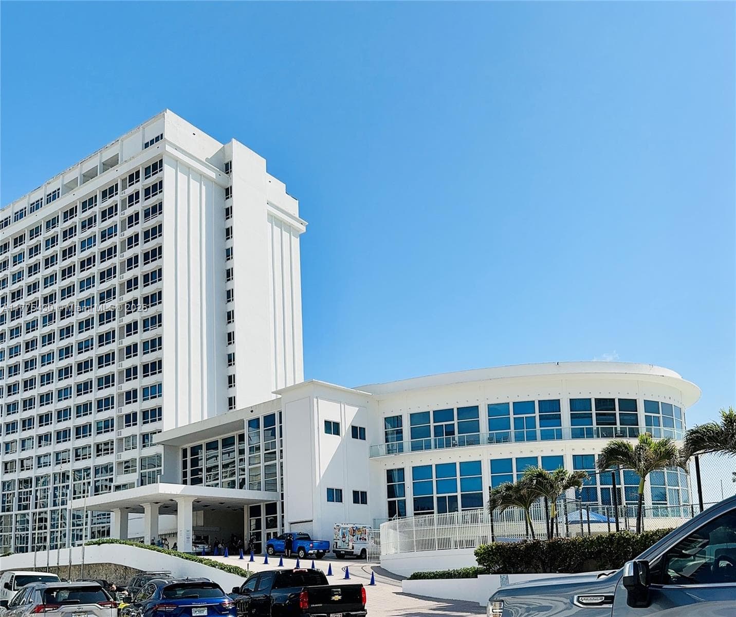 A11775430 — Miami Beach