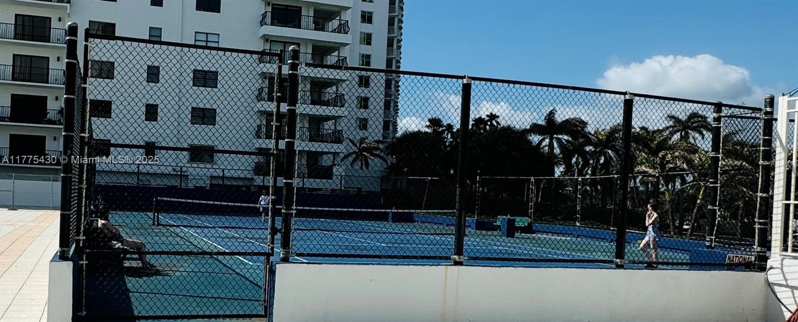 A11775430 — Miami Beach — 30