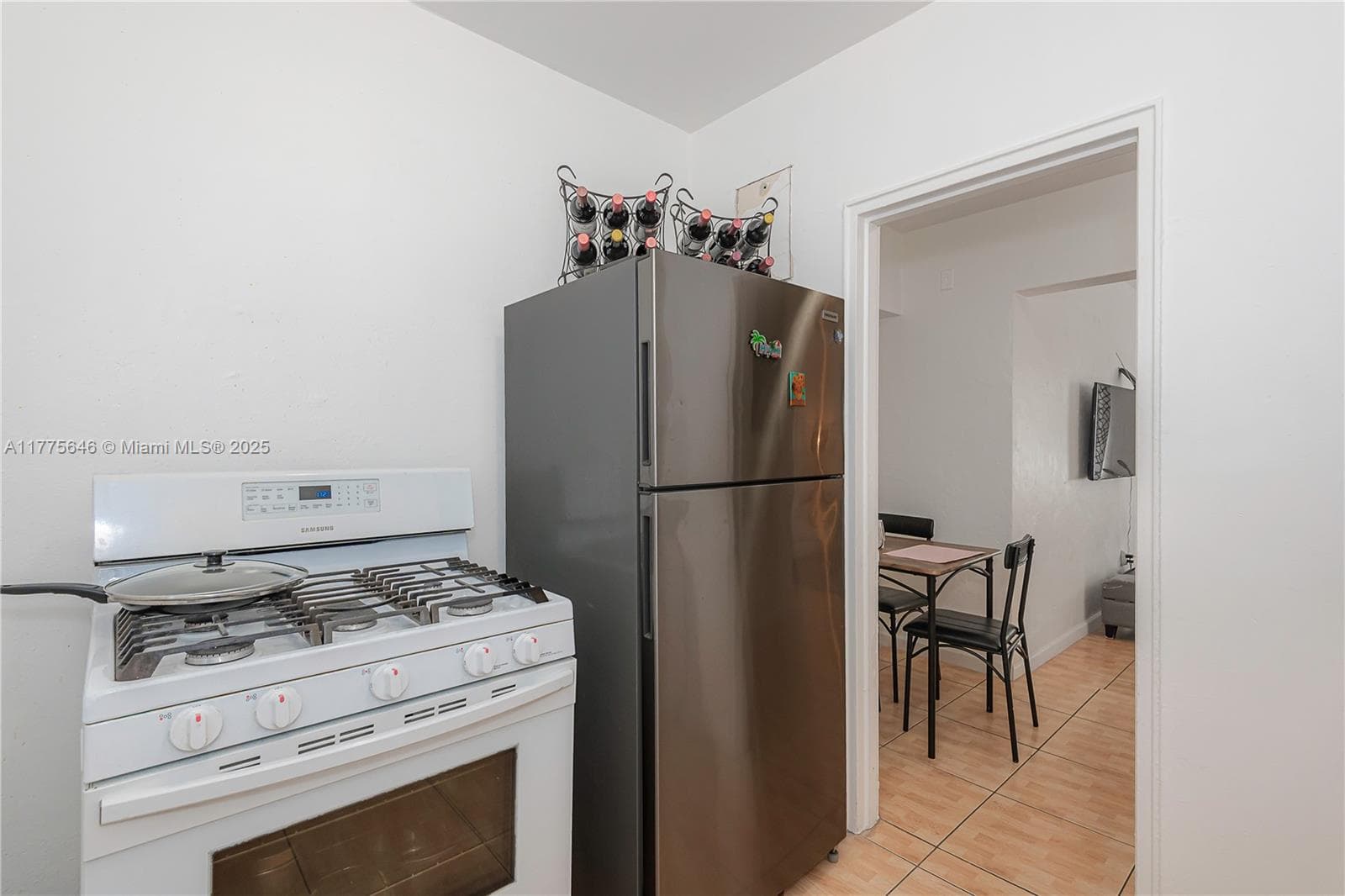 A11775646 — Miami Beach — 11