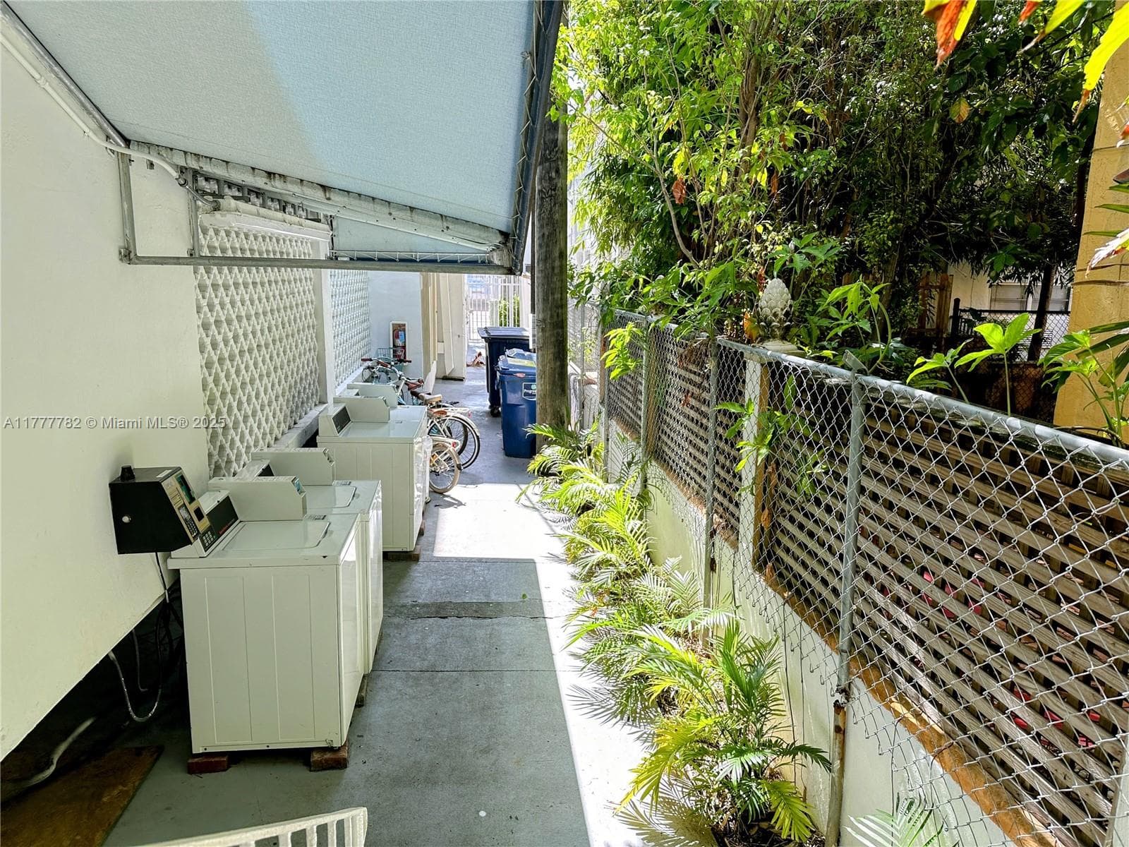 A11777782 — Miami Beach — 17