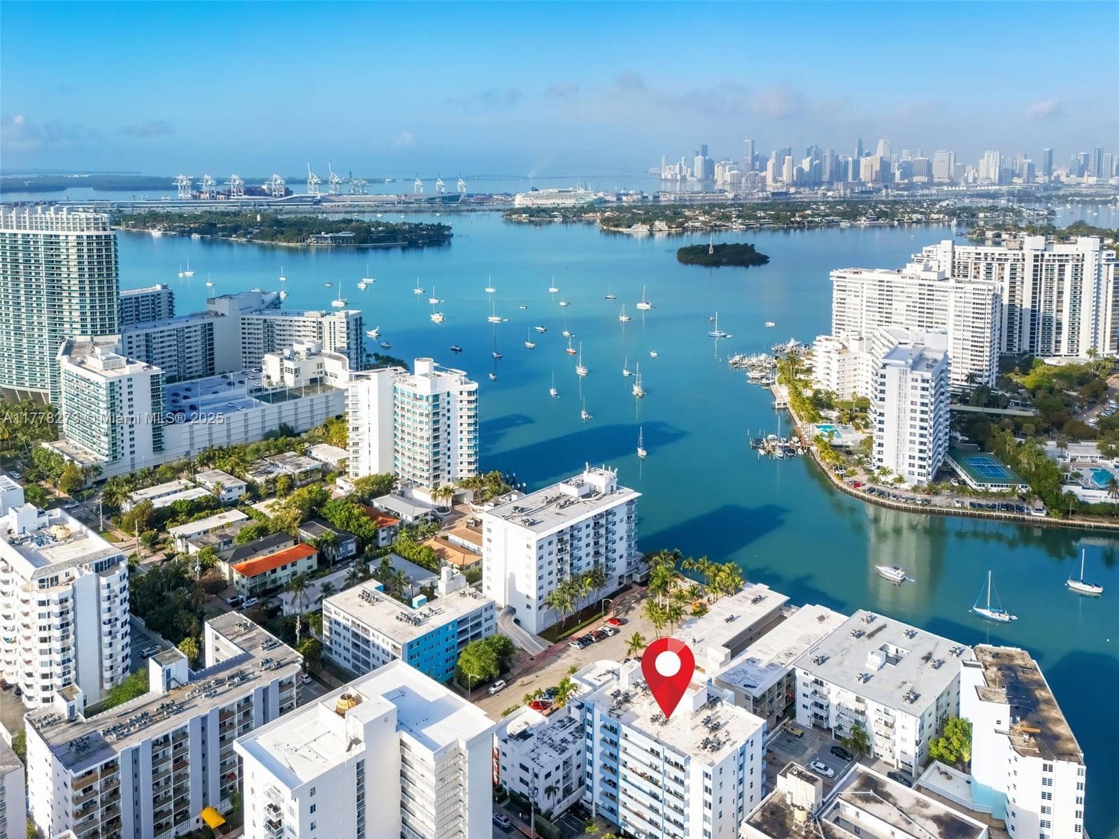 A11778273 — Miami Beach — 16
