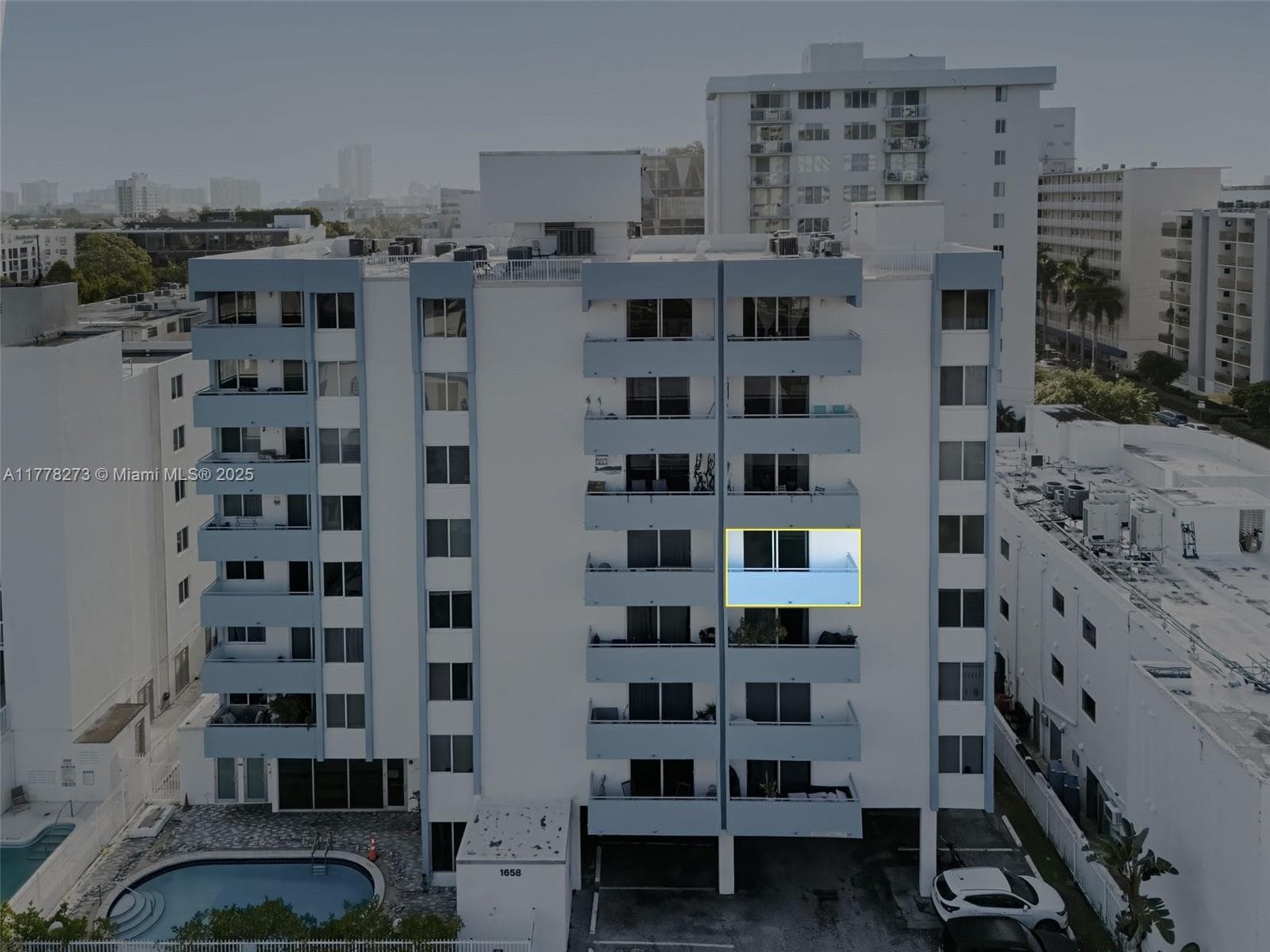 A11778273 — Miami Beach — 18