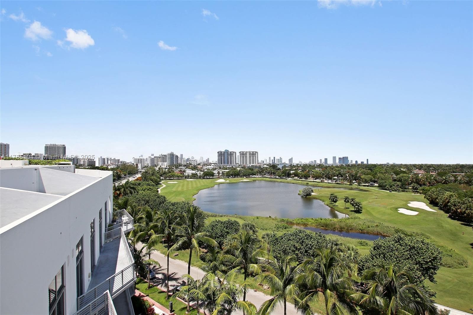 A11785104 — Miami Beach — 17