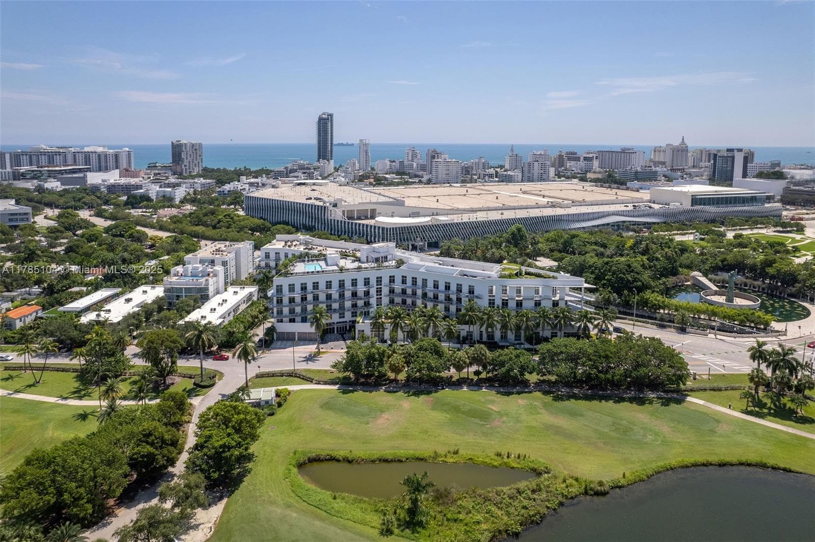 A11785104 — Miami Beach — 26