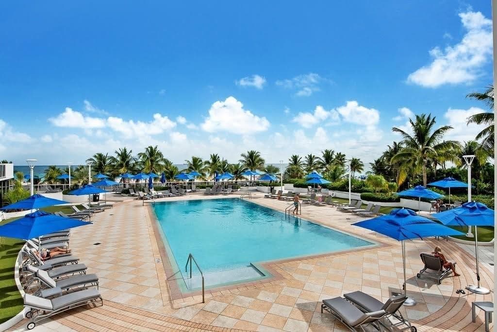F10498694 — Miami Beach — 5