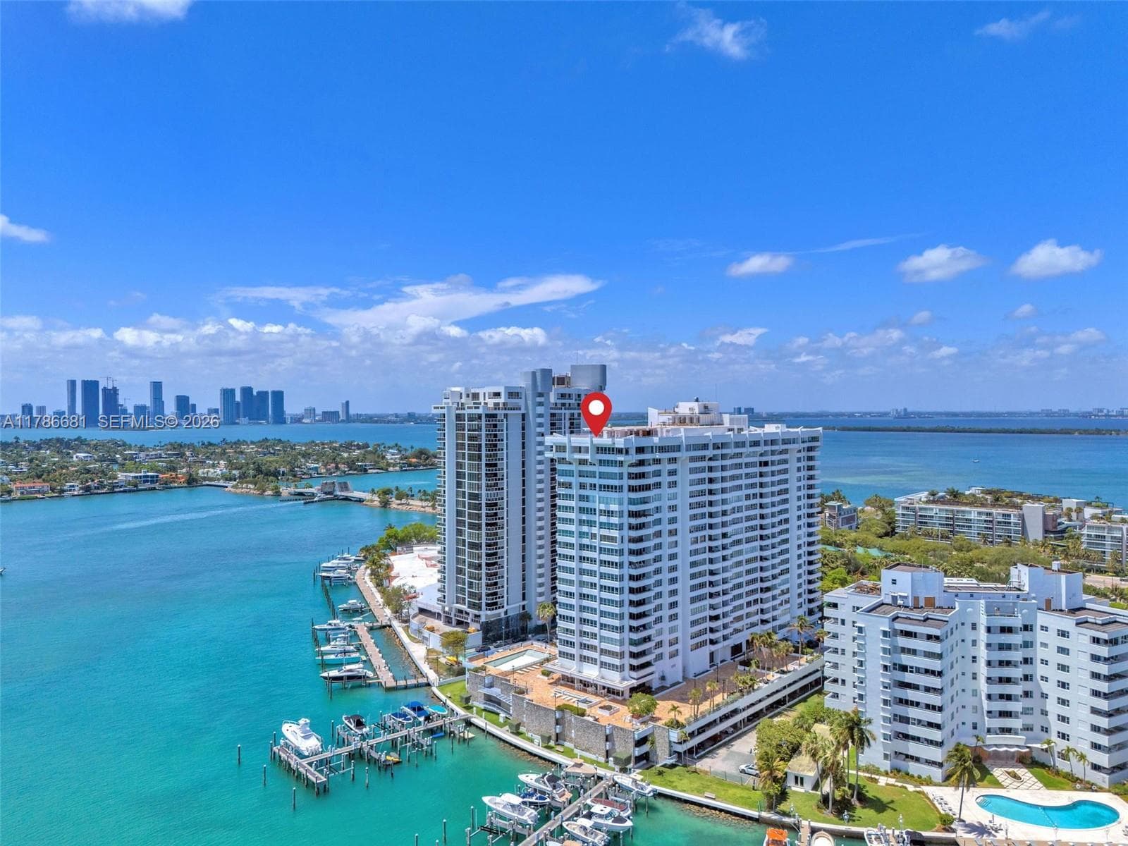 A11786681 — Miami Beach — 22