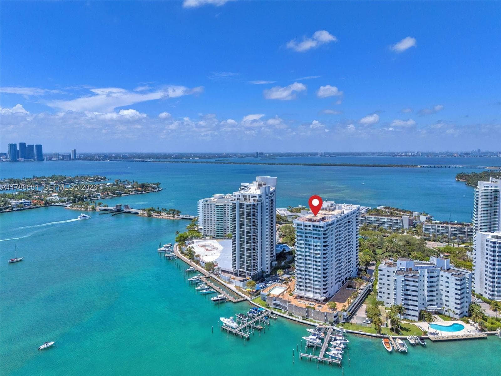 A11786681 — Miami Beach — 21