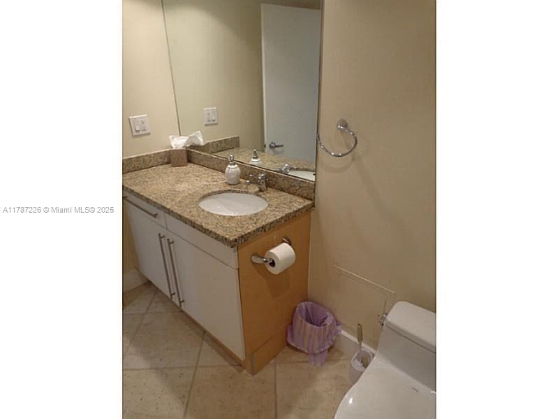 A11787226 — Miami Beach — 22