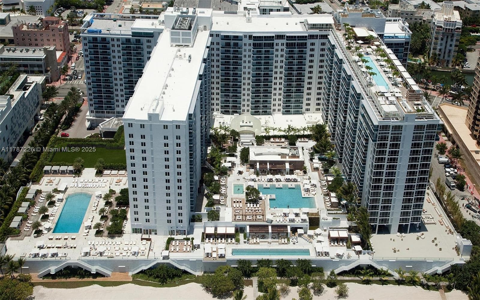 A11787226 — Miami Beach — 41