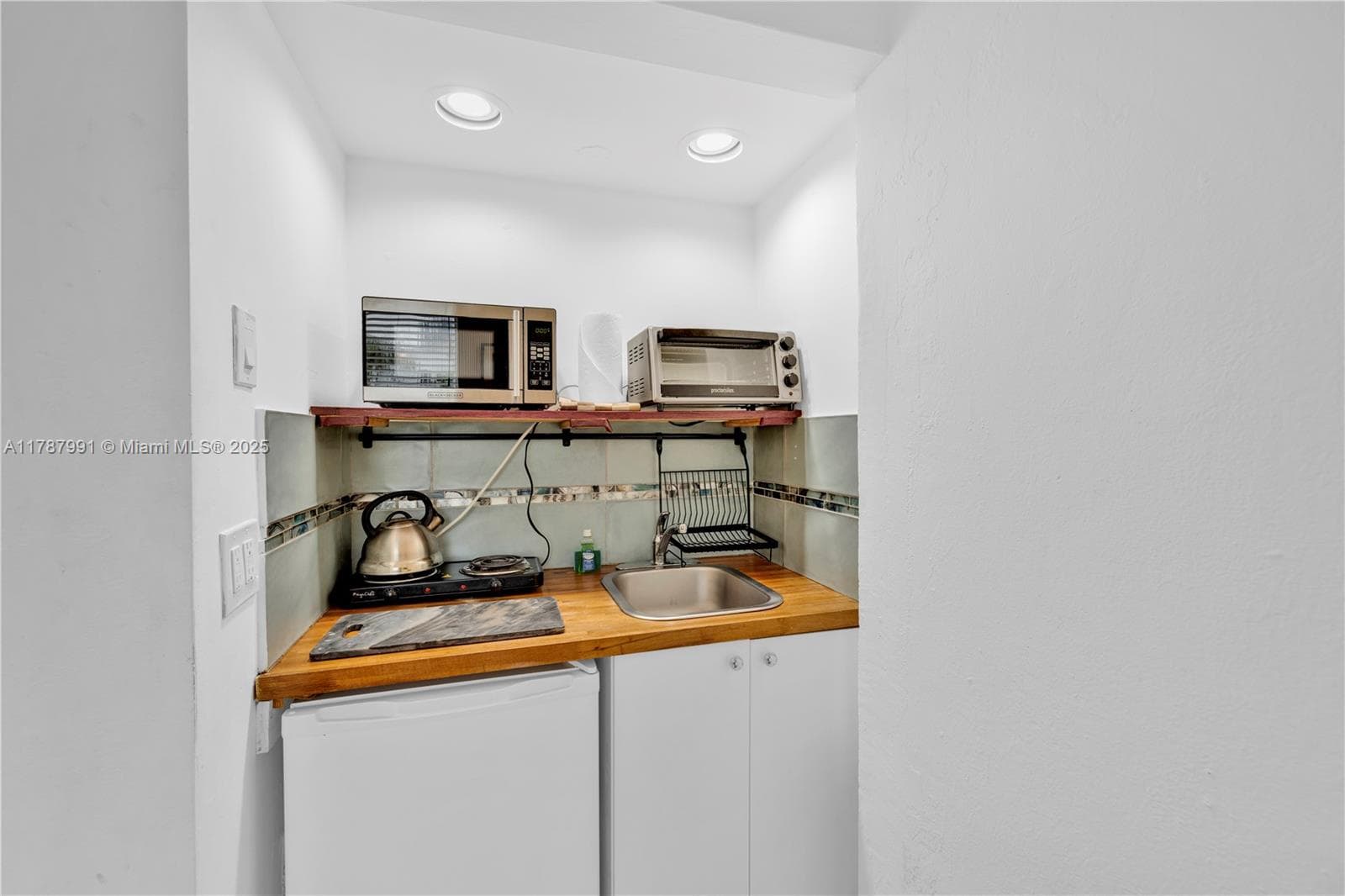 A11787991 — Miami Beach — 4