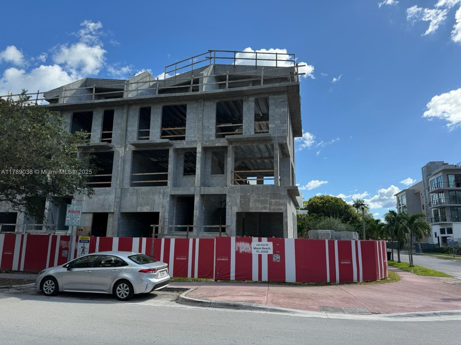 A11789038 — Miami Beach — 4