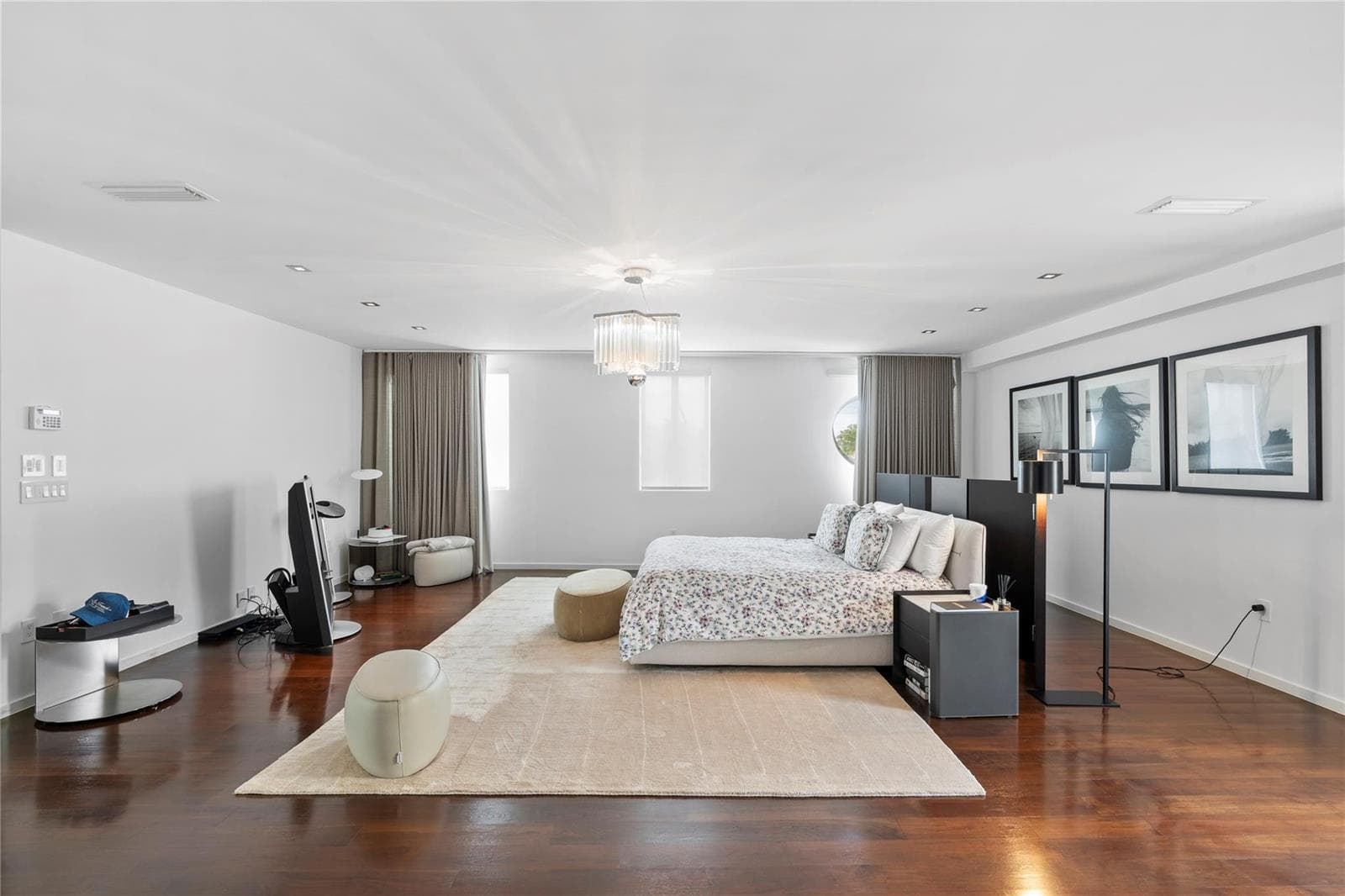 F10499919 — Miami Beach — 32
