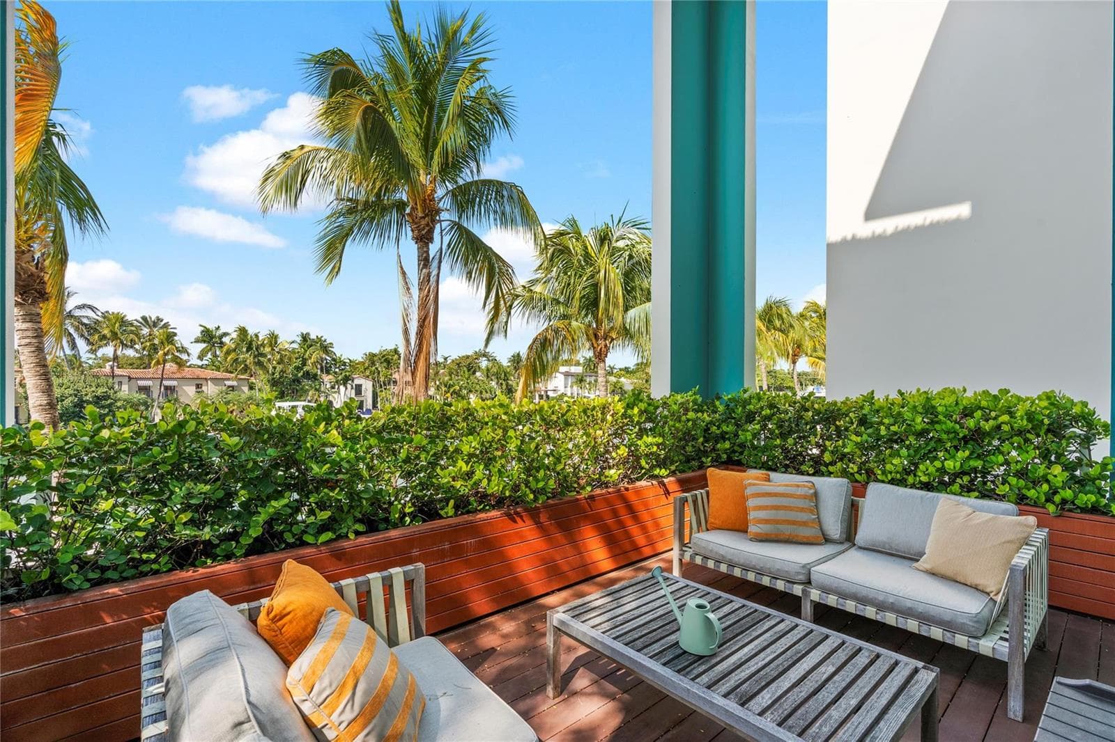 F10499919 — Miami Beach — 5
