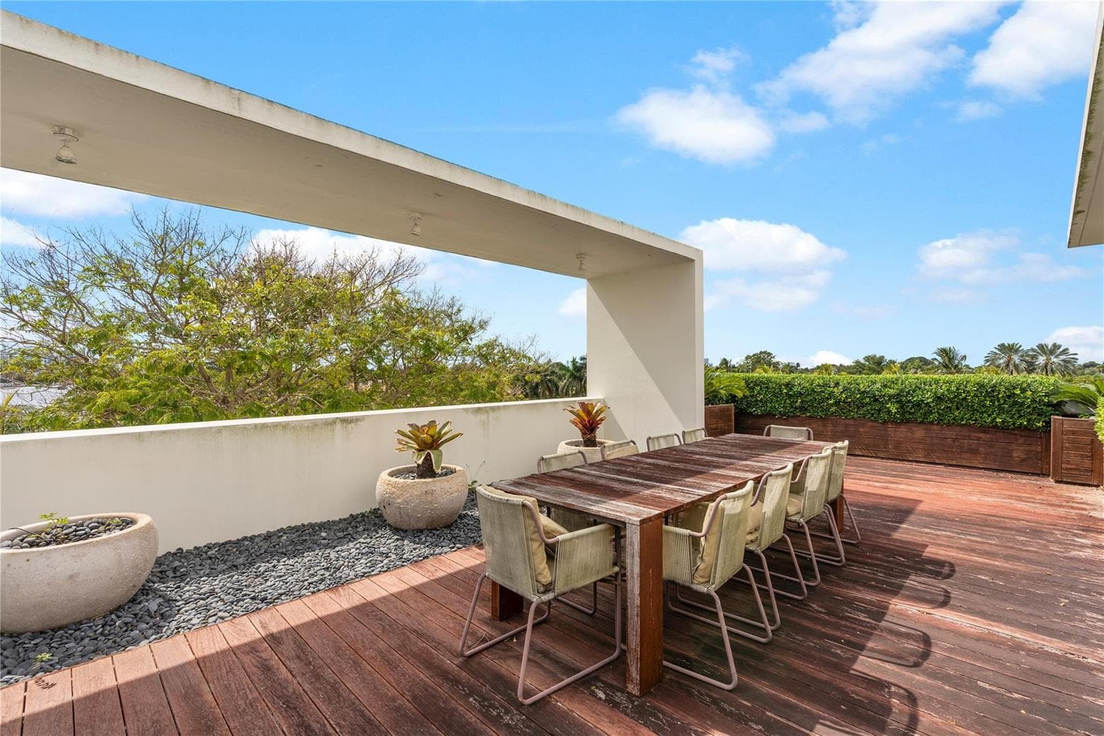 F10499919 — Miami Beach — 68