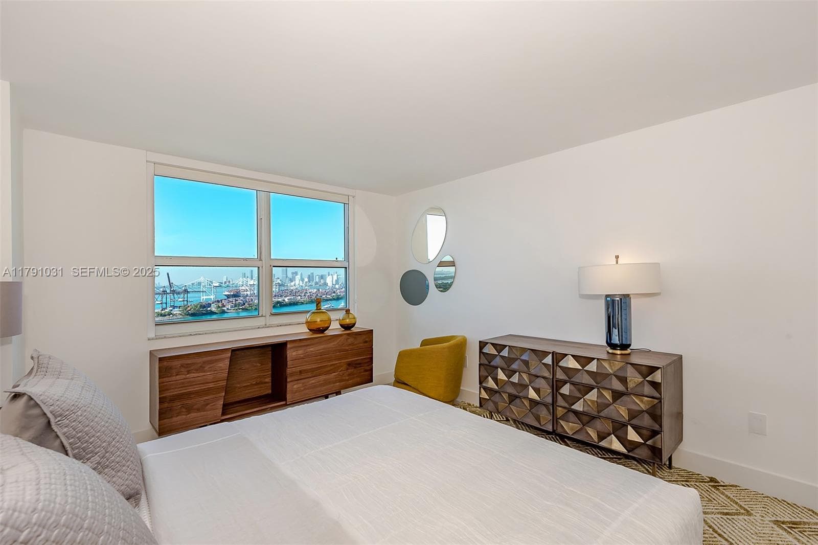 A11791031 — Miami Beach — 13
