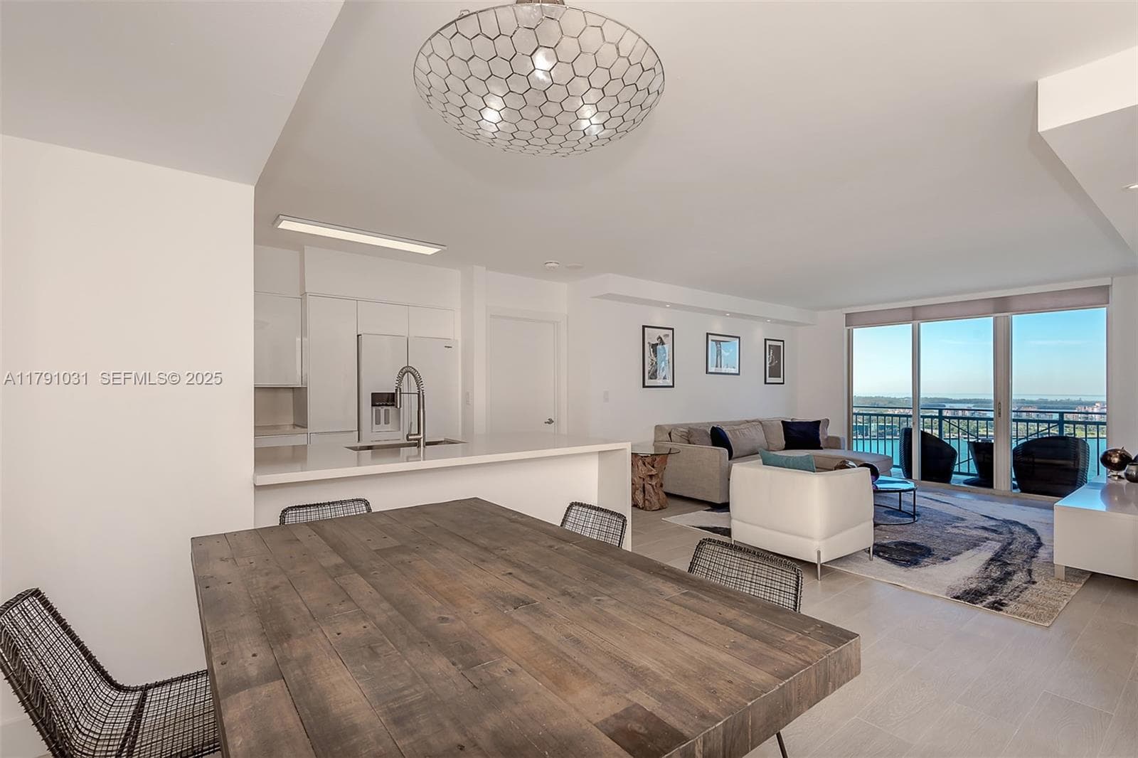 A11791031 — Miami Beach — 7