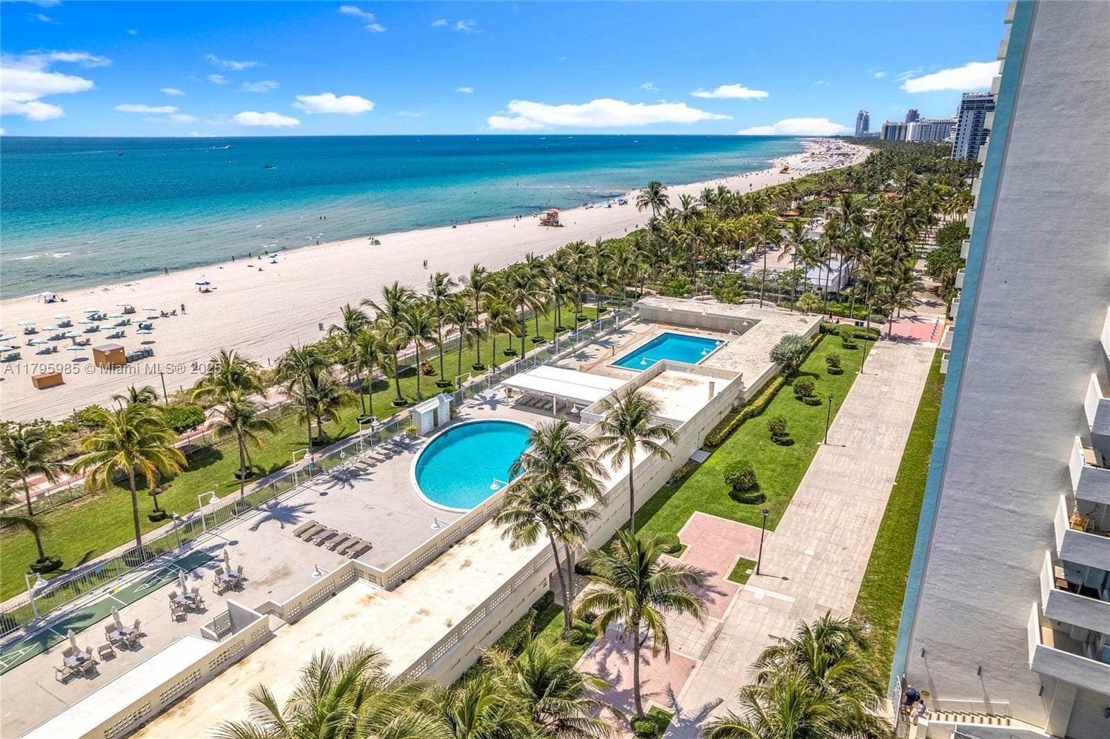 A11795985 — Miami Beach — 34